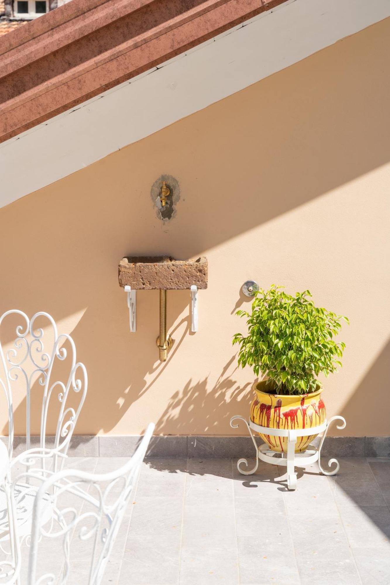 Ferienwohnung Palazzo Desiderio Castellammare di Stabia Exterior foto