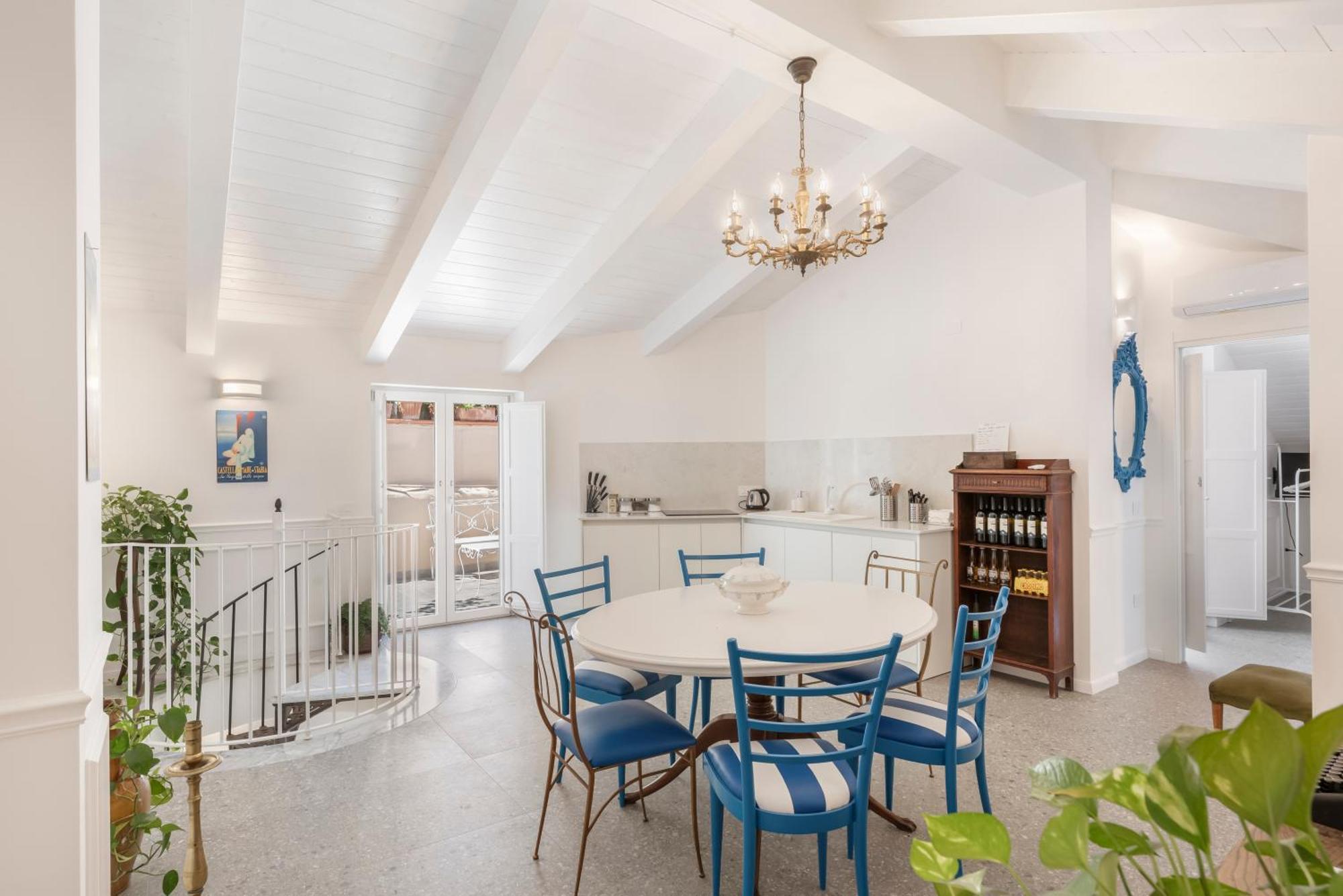 Ferienwohnung Palazzo Desiderio Castellammare di Stabia Exterior foto